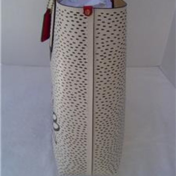 NEW AUTHENTIC COACH MICKEY MOUSE HIGHLINE TOTE #C0895 - Picture 2 of 10